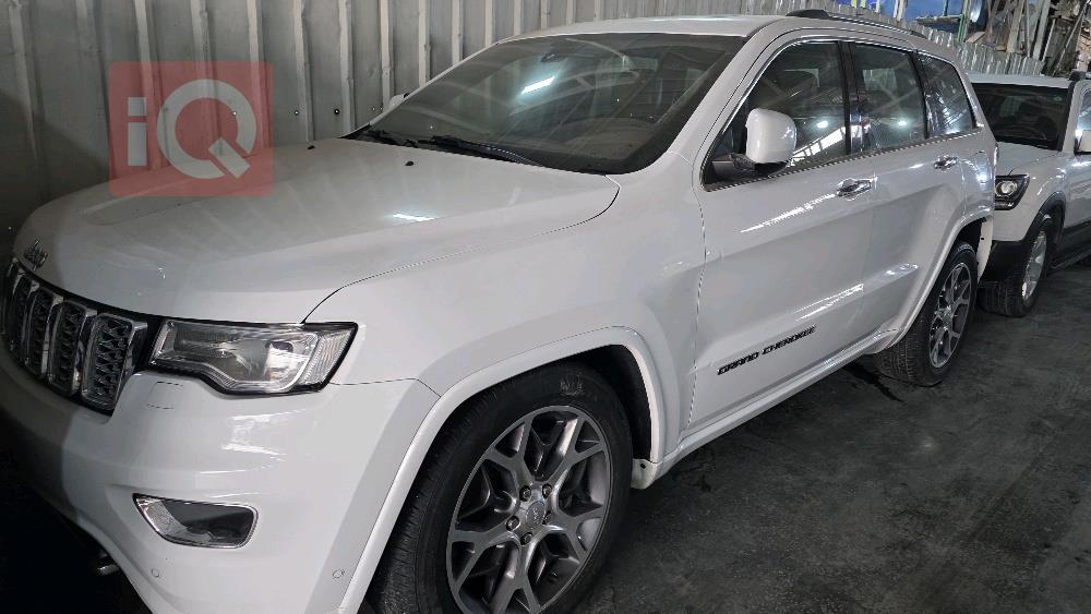 جيب جراند شيروكي